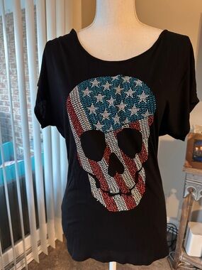 The Classic Black Short Sleeve Tee with American Flag Rhinestone Skull